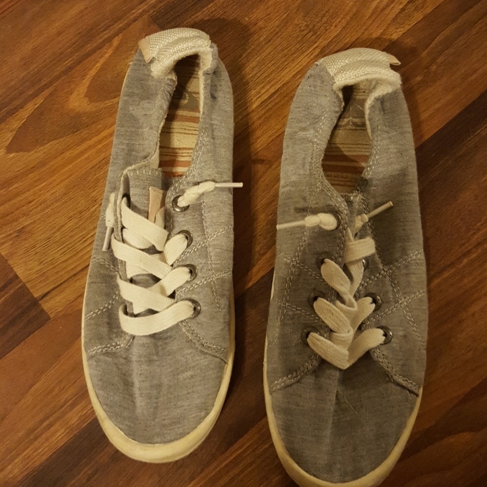 Roxy shoes used but still in good shape